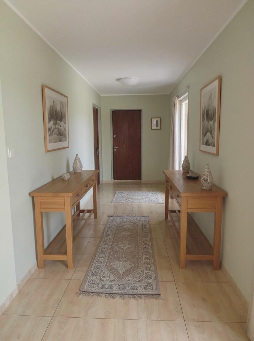 home-8025