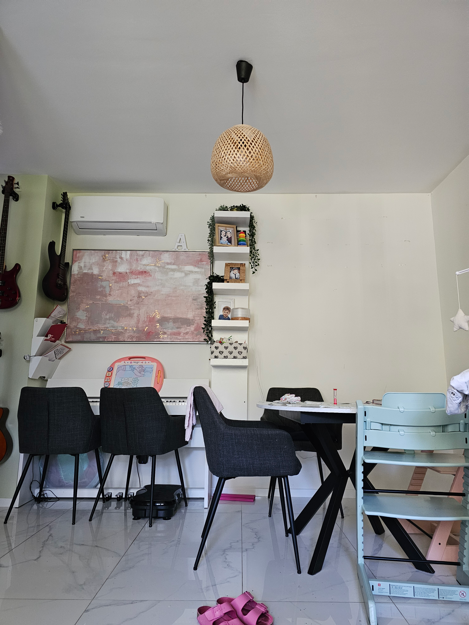 Room design 20092 - Before