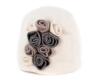 Color Roses Cream Sapka