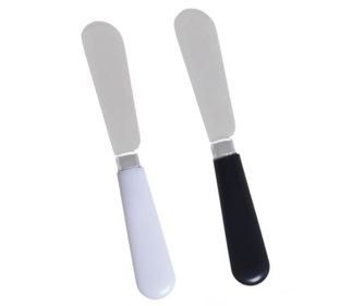 Set 2 cutite pentru unt Black and White