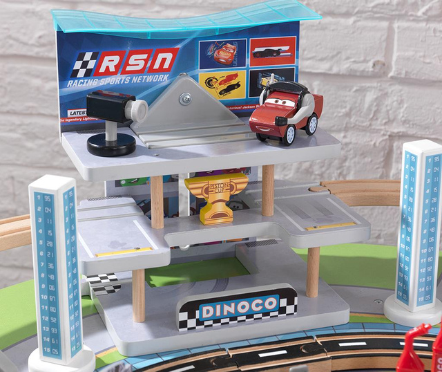 Играчки колички с маса и аксесоари Cars Racetrack