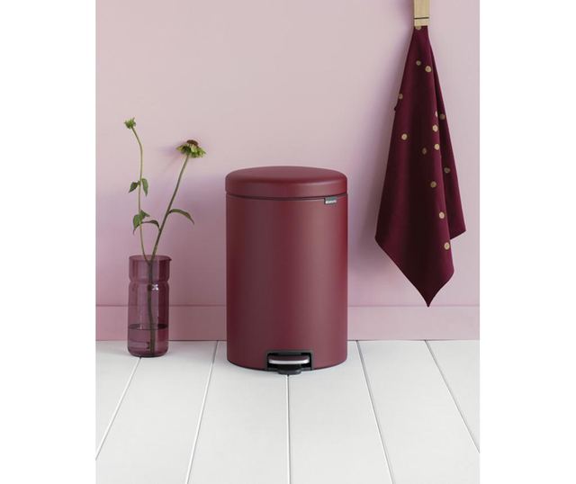 Кош за отпадъци с капак и педал Mineral Windsor Red 20 L