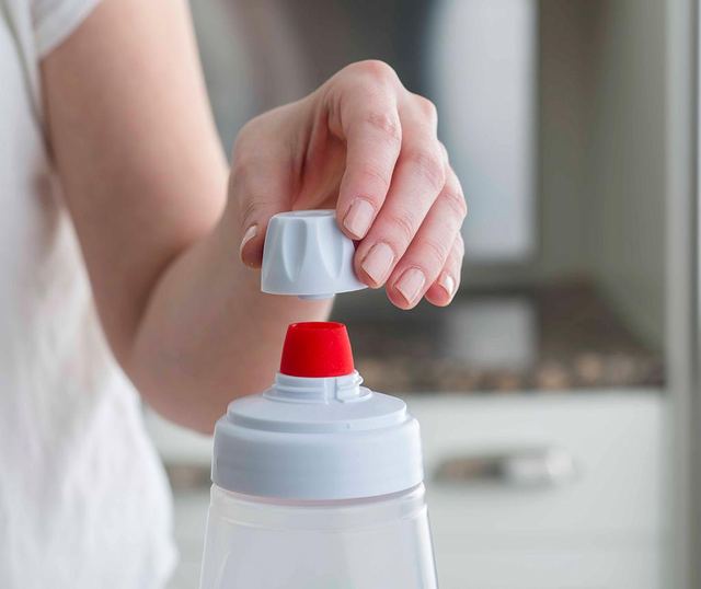 Шейкър за смес за палачинки Whiskware 1 L