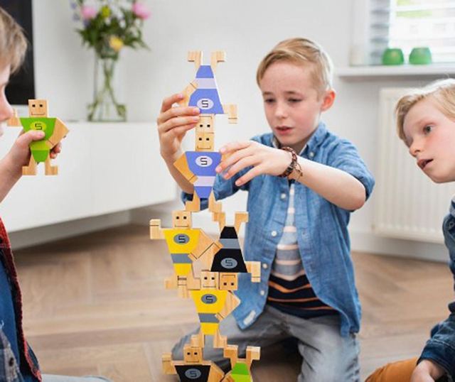 Игра за сръчност Little People