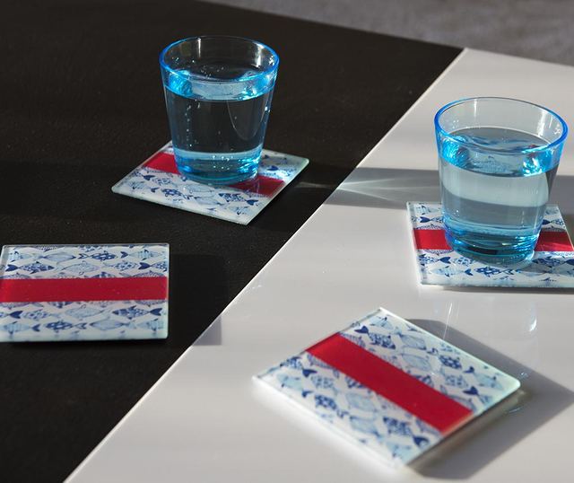 Set 4 podstavkov Fish
