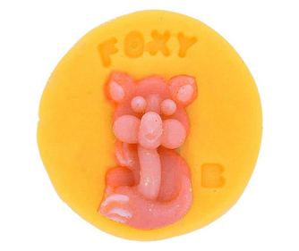 Ceara creativa parfumata Hey Foxy nectarine si amaretto Bomb Cosmetics 16 g