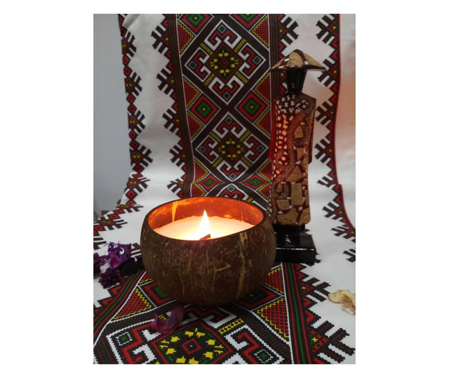 Lumanare decorativa in coaja de nucă de cocos - Parfum Scortisoara - Culoare portocalie -Ceară de soia si cocos-Turnată manual -