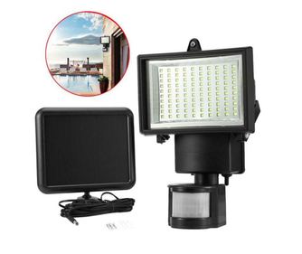 Mozgásérzékelős, napelemes reflektor, 60 LED