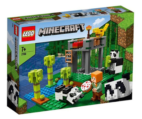 LEGO Minecraft Cresa Ursilor Panda 21158