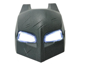 Batman maszk világítással, gyerekeknek, 20 cm-es