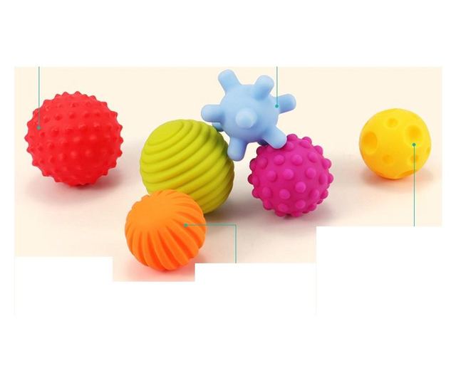 Set 6 mingi senzoriale pentru baita