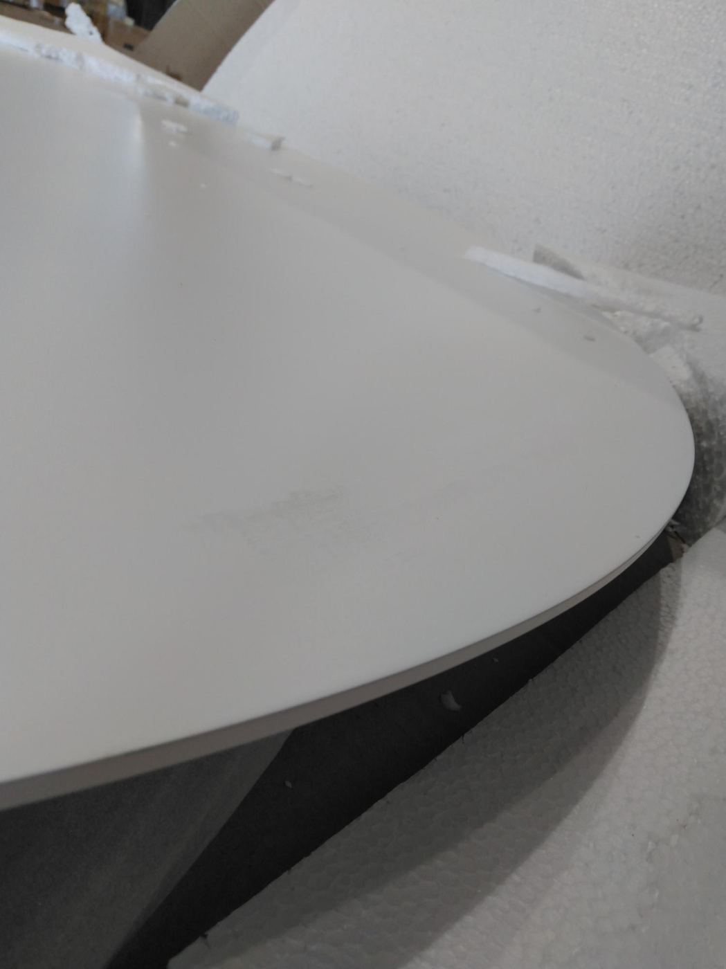 Stol Lucia Roud White - 2