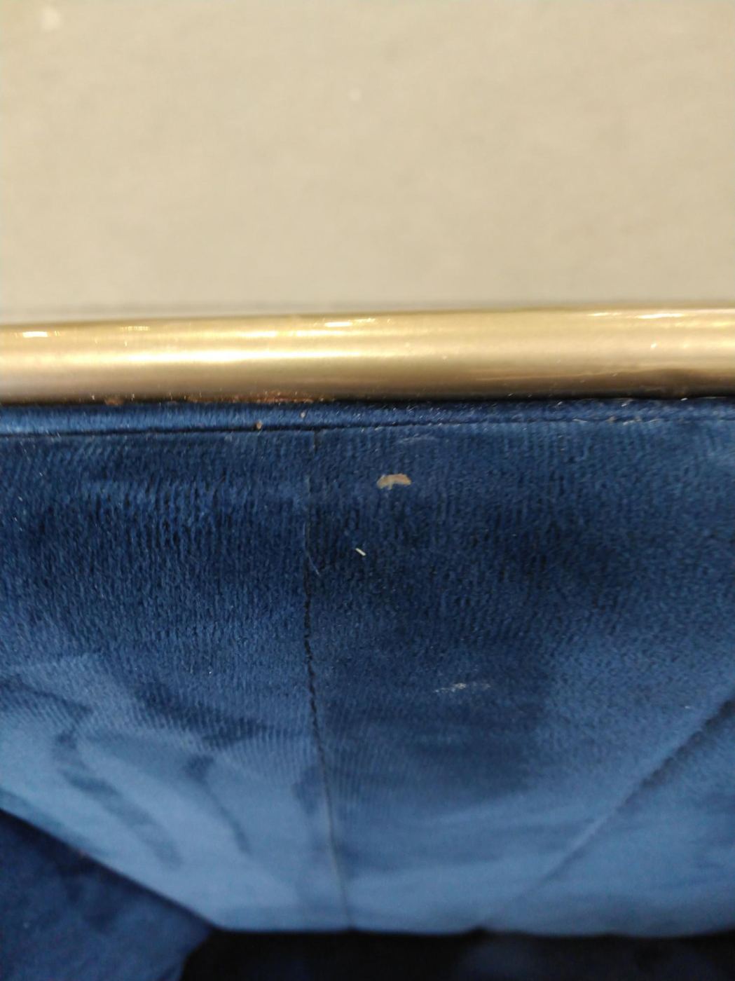 Stolica Karla Blue - 7