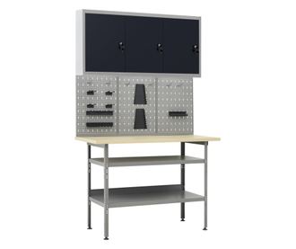 Banc de lucru cu trei panouri de perete si un dulap