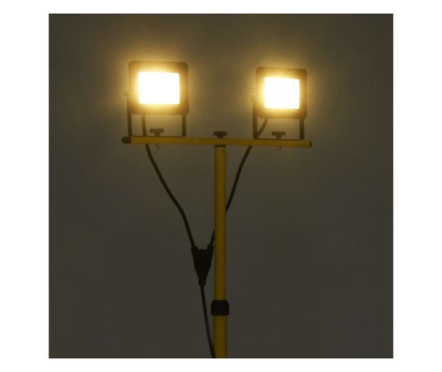 meleg fehér fényű háromlábú LED-es reflektor 2 x 50 W