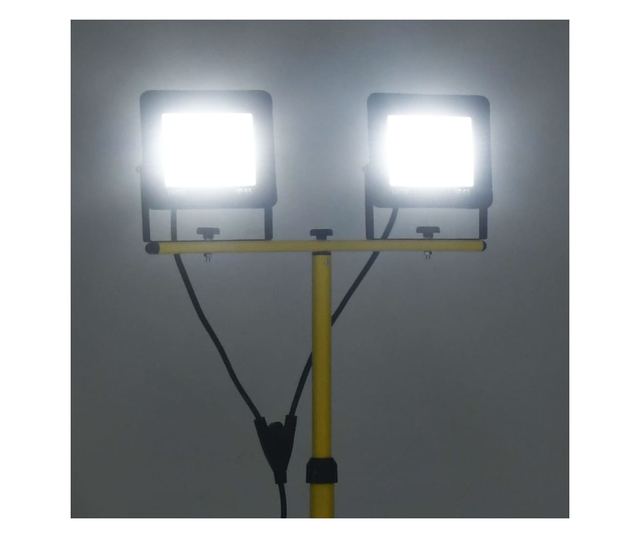 hideg fehér fényű háromlábú LED-es reflektor 2 x 100 W