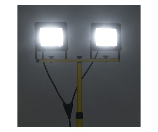 hideg fehér fényű háromlábú LED-es reflektor 2 x 50 W