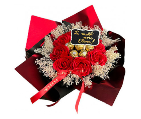 Buchet cadou Delice, cu pancarta si text "La Multi Ani, Elena", 7 praline Ferrero, 9 trandafiri de sapun si broom natural criog
