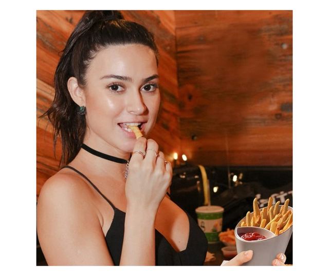 Con pentru servire gustari si suport pentru sosuri, Alb, 16.5 x 10 cm