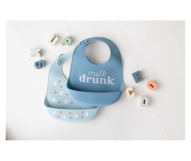 Set bavete din silicon Pearhead Milk Drunk