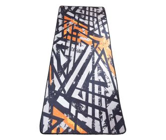 Covor Kino Pretentious, 70x140cm, poliester 100%, 6 mm, 800 g/mp, antialunecare, dos PVC cu puncte, zig zag