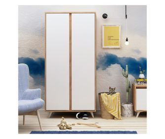 Garderobni ormar, Ajumma