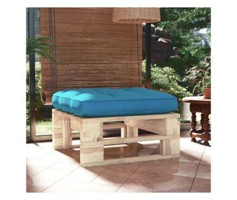 Tabureti od drvenih paleta, obrađeni borov drvo