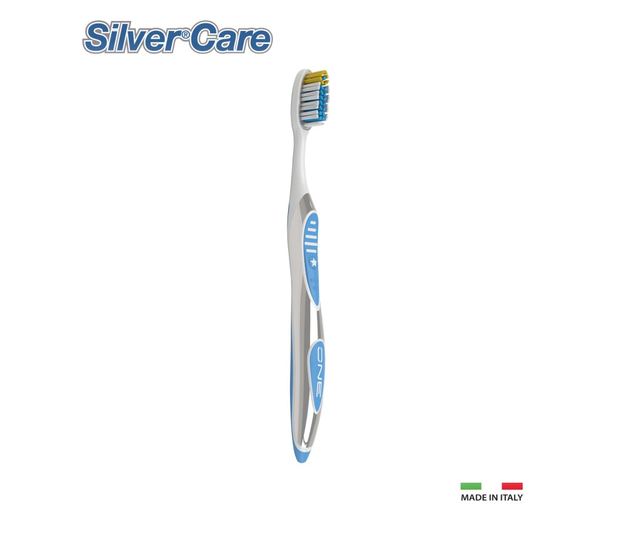 Kartáček na zuby Silver Care One střední štětiny + 1 vyměnitelná náhradní hlavice Stříbro, přirozený a nepřetržitý antibakteriál