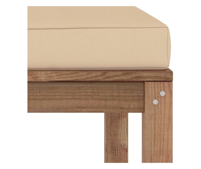 Vrtna klupa s bež jastukom