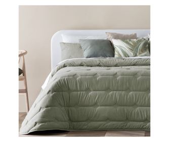 Кувертюра Persia verde, в размер 200х270 см. + 1 бр. калъфки 50х70 см.