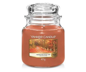 Свещ Yankee Candle,Woodland Road Trip, Среден Буркан