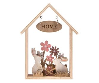 Decor pentru masa de Paste, casa din lemn, cu mesaj, iepurasi, ou rosu, flori de primavara, aplicatii decorative, inaltime 19.5