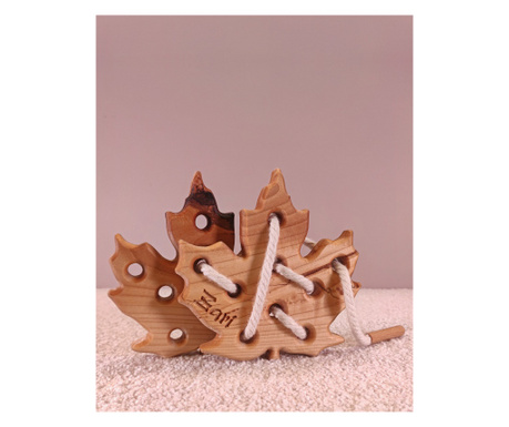 Персонализирана дървена играчка за нанизване "Кленов лист"