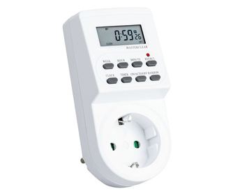 CornWall digitális programozható aljzat beltérre, 16A, max. 3500W