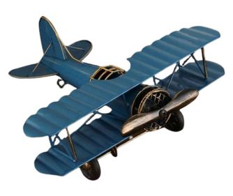 Avion metalic