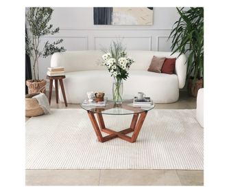 Masă de cafea, Lotus