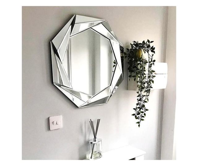 Oglinda decorativa Nerina, forma octogon, cadru din fatete, 65x65cm