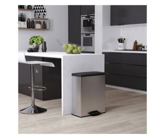 Кош с педал Deco, 65 л, сребрист