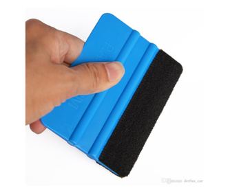 Velúros spatulă a folia autocolant alkalmazásához