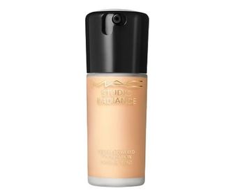 "Ίδρυμα, Ενυδατικό, MAC, Studio Radiance Serum Powered, NC16, 30 ml"