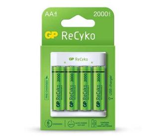 Polnilec E411 AA/AAA R3/R6 NiMH + 4 akumulatorji 2000mAh GP ReCyKo GPE411210AAHC-2B4