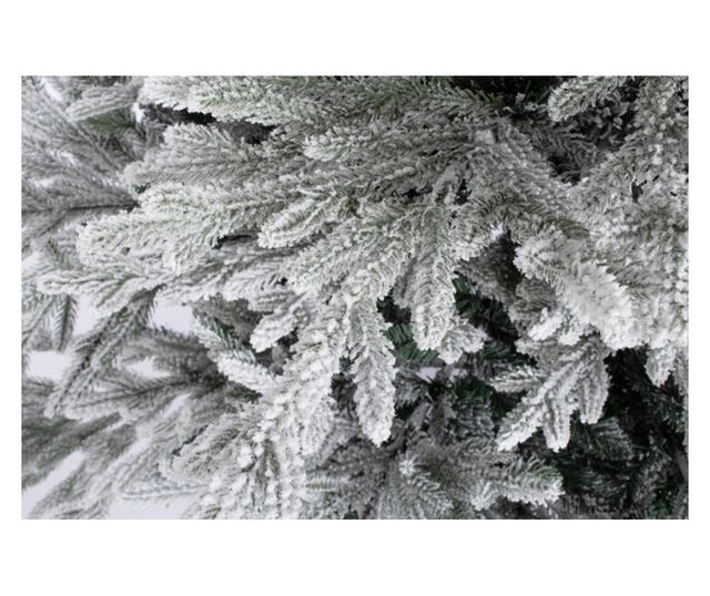 Zöld Denali műfenyő hóval 115x150 cm