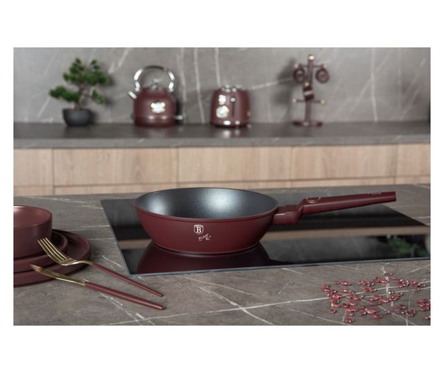 Tigaie 24 cm cu capac, 2.3 litri Leonardo Collection Berlinger Haus BH 8032
