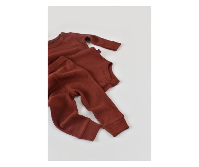 3 részes készlet: hosszú ujjú test, hosszú nadrág és organikus és modális pamut sapka - Brick, BabyCosy (méret: 18-24 hónap)