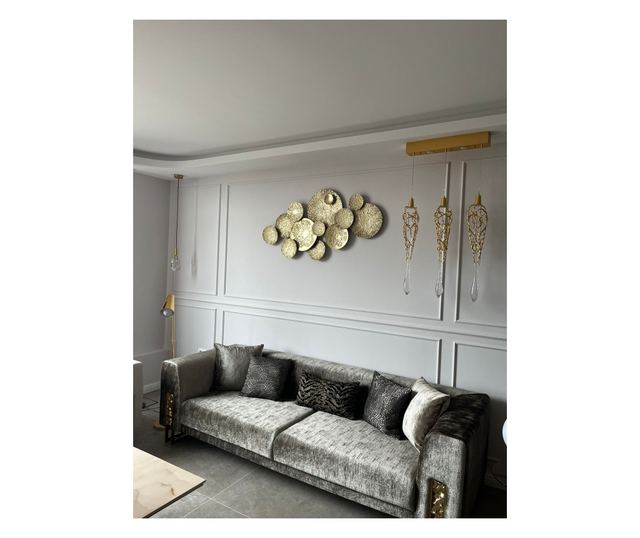 Decoratiune de perete, metalica, Ares, 135x69cm, Auriu