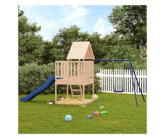 Csszds, ltrval s hintval elltott masszv feny jtszhz