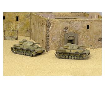 Italeri Sd.Kfz.161 Pz.Kpfw.IV harckocsi műanyag modell (1:72)