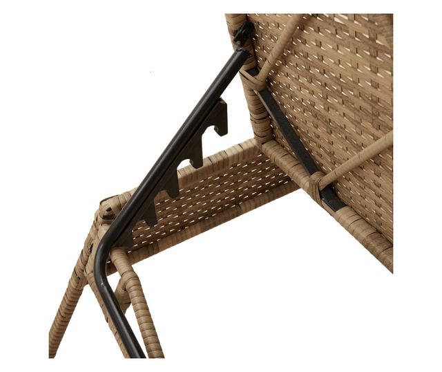 2 db bézs polyrattan napozóágy asztallal