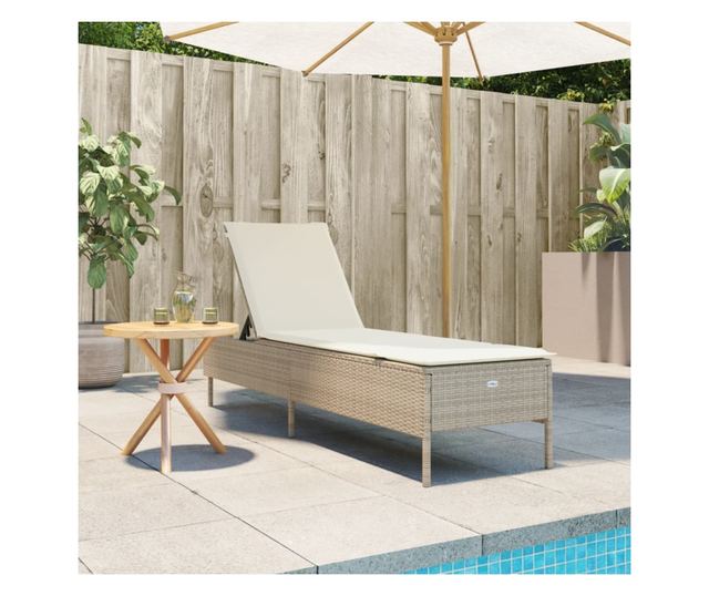 bézs polyrattan napozóágy párnával