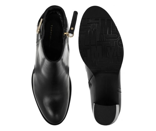 Ghete Tommy Hilfiger TFW0FW01958 39 EU Negru